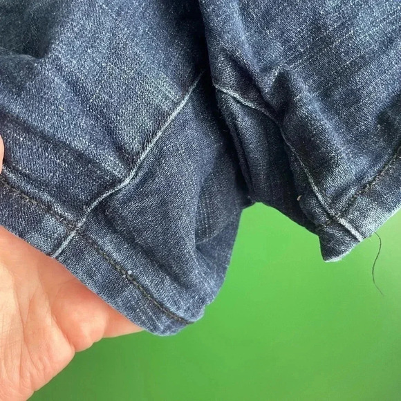 CLEARANCE! Venezia Lane Bryant Denim Blue Jean Shorts Plus Size 24 GUC! - Picture 2 of 6